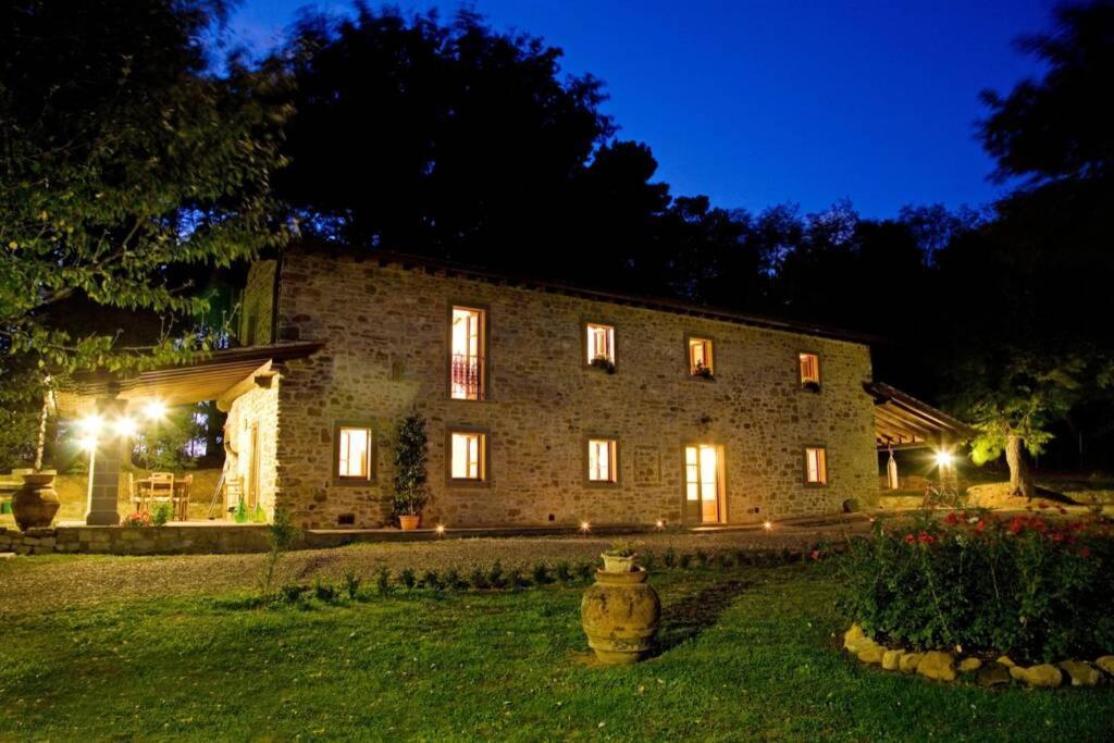 Villa Liz Tuscany, Private Pool, Hot Tub, Property Fenced, Pets Allowed Поппи Экстерьер фото