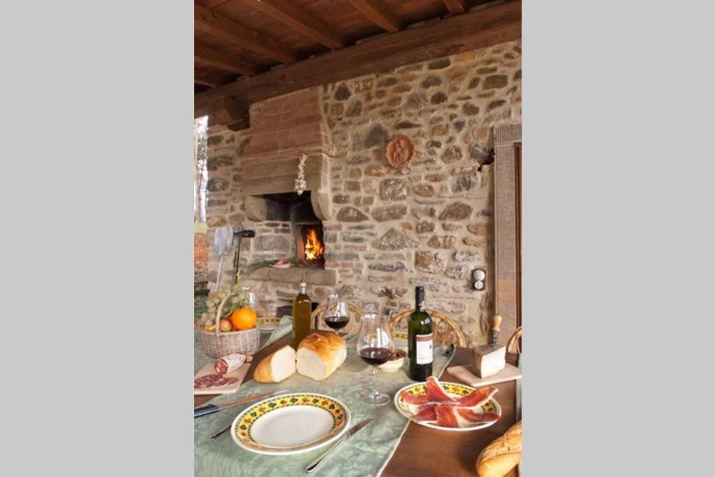 Villa Liz Tuscany, Private Pool, Hot Tub, Property Fenced, Pets Allowed Поппи Экстерьер фото